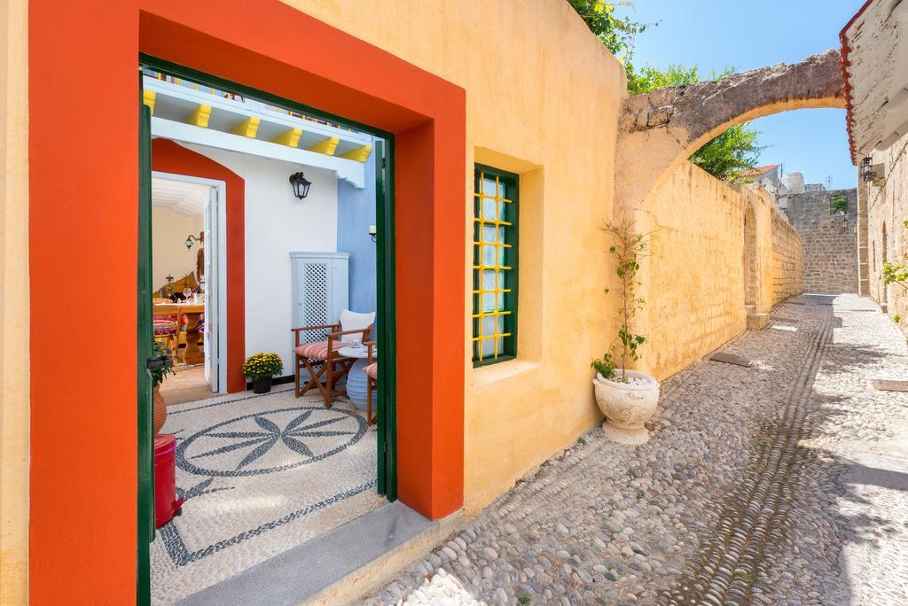 Giorgos' Old Story 2Bed Stone House With Private Hamam In The Old Town Vila Rhodes City Exterior foto